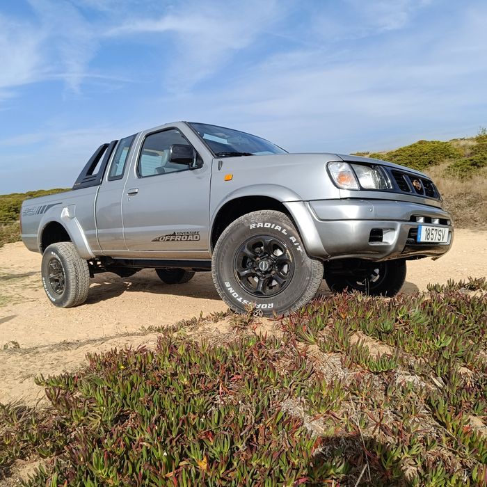Nissan Navara d 22