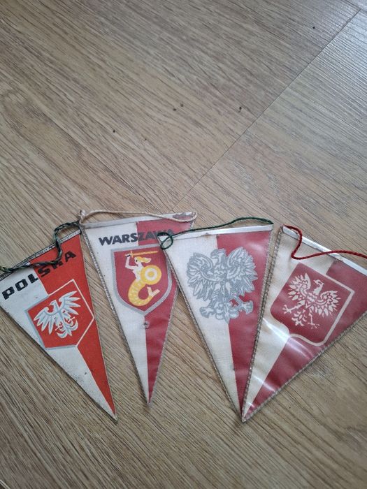 Zestaw starych proporczykow z PRL.Wieliczka Baranów Wilanów Tomaszów