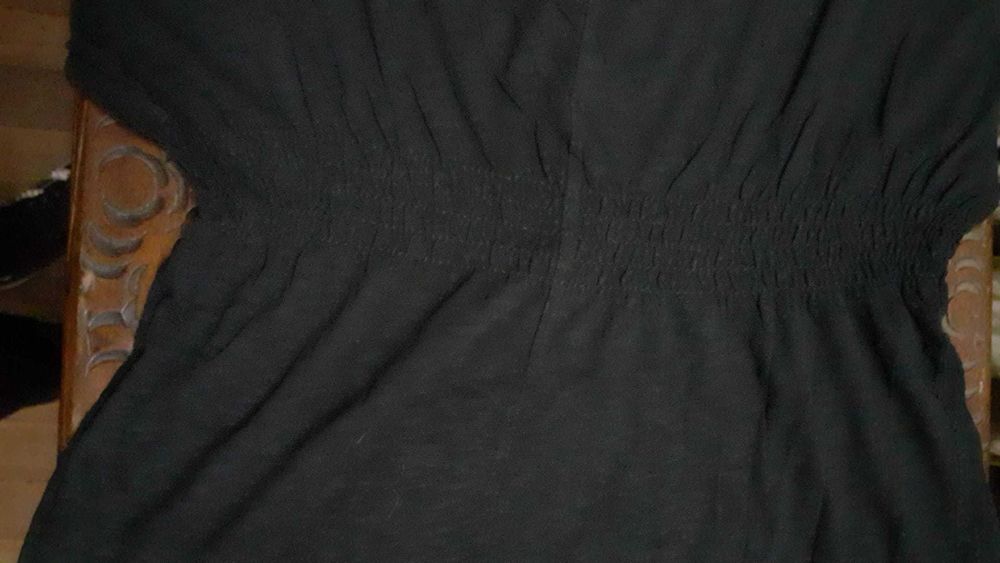 Dois tops de senhora