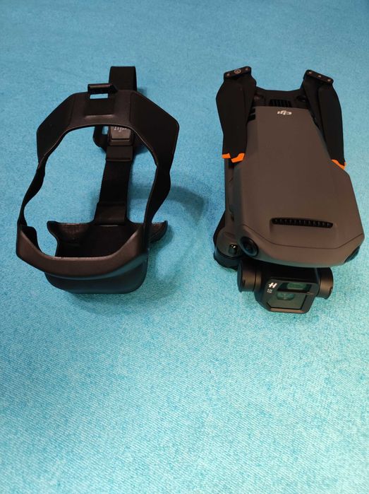 Квадрокоптер DJI Mavic 3