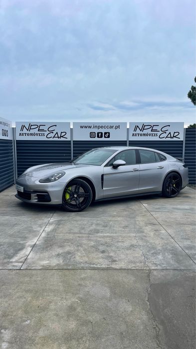 Porsche Panamera 4 e-hybrid
