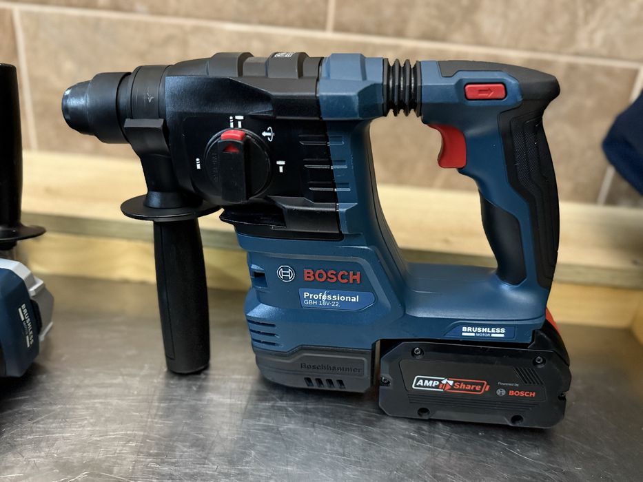 Bosh GBH18v-22 перфератор/Gws18v-10 болгарка