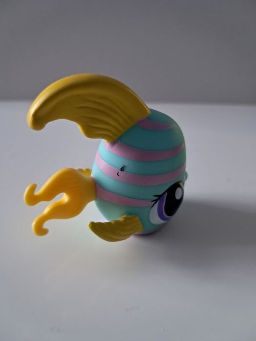 Littlest pet shop lps