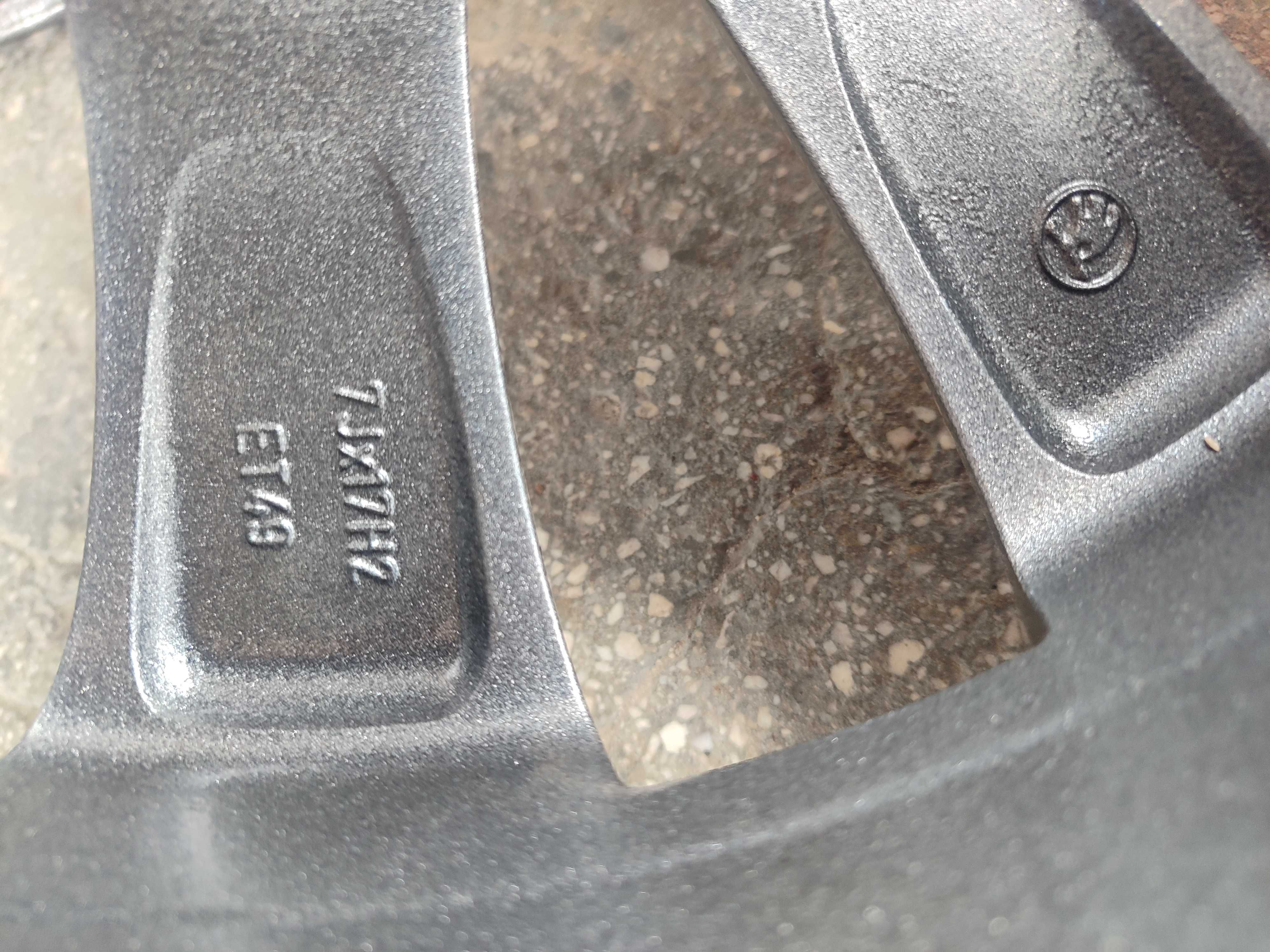 Оригінальні легкосплавні диски 5*112 R17 SKODA