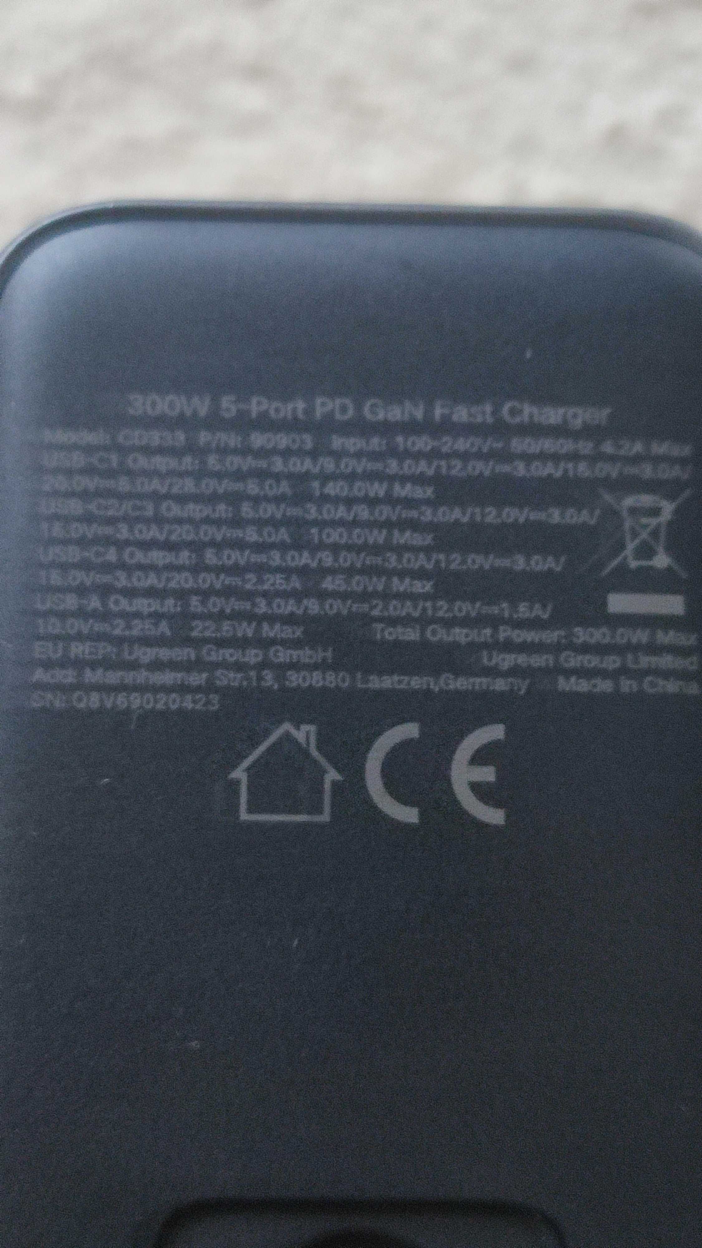 UGREEN USB-A USB-C 300W ładowarka GaN szybka ładowarka