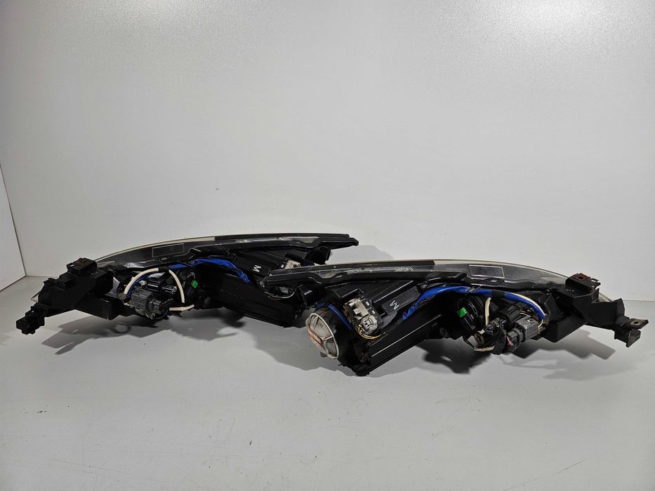 Mazda 6 GH 07-10r Lampy Przód Przednie Bi-Xenon Lewa+Prawa Europa