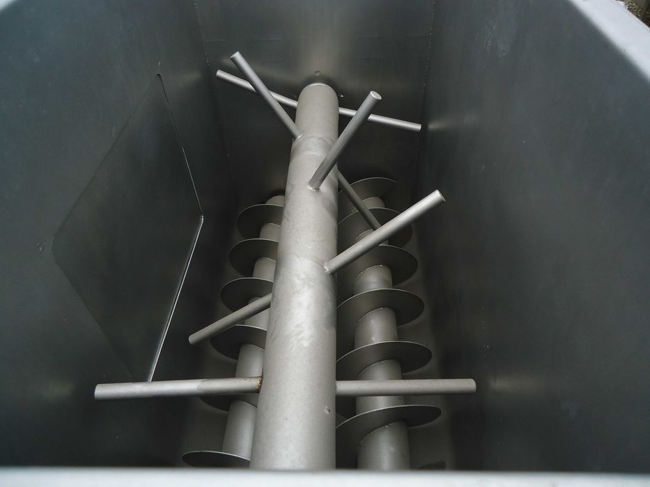 Mieszałka nierdzewna ko 700L ze stali nierdzewnej