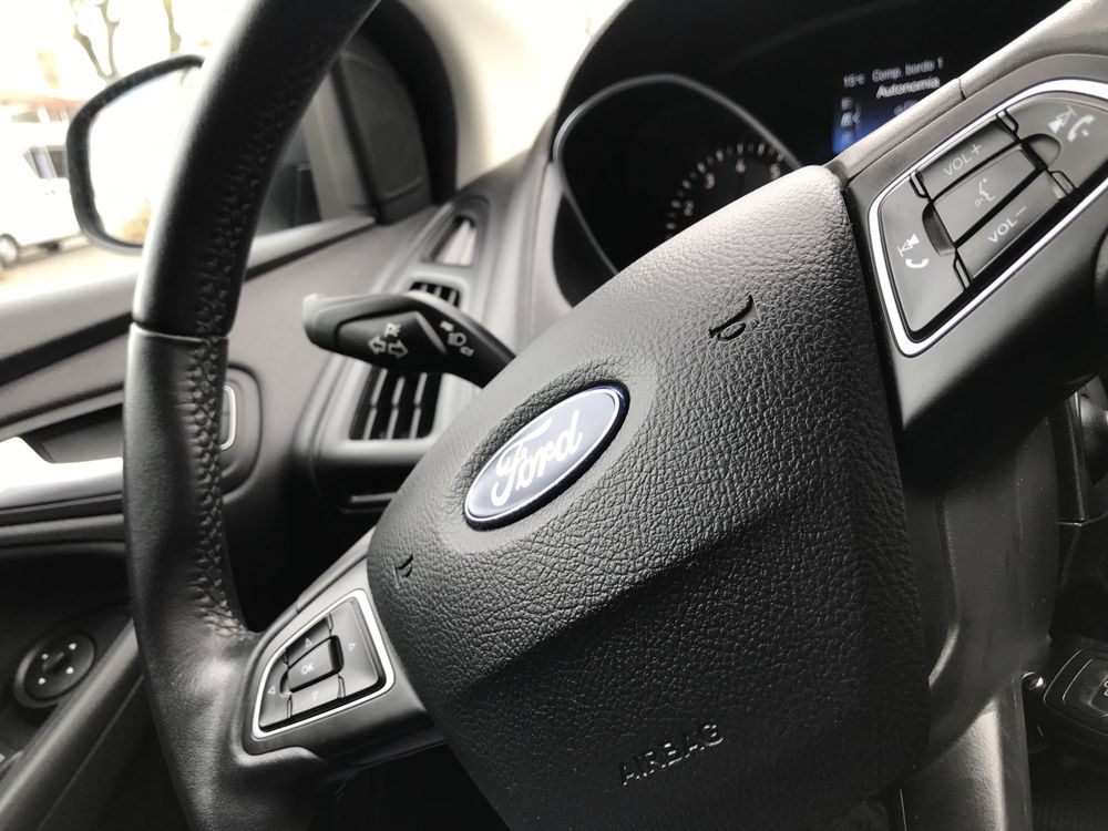 Ford Focus Ecoboost Automatico