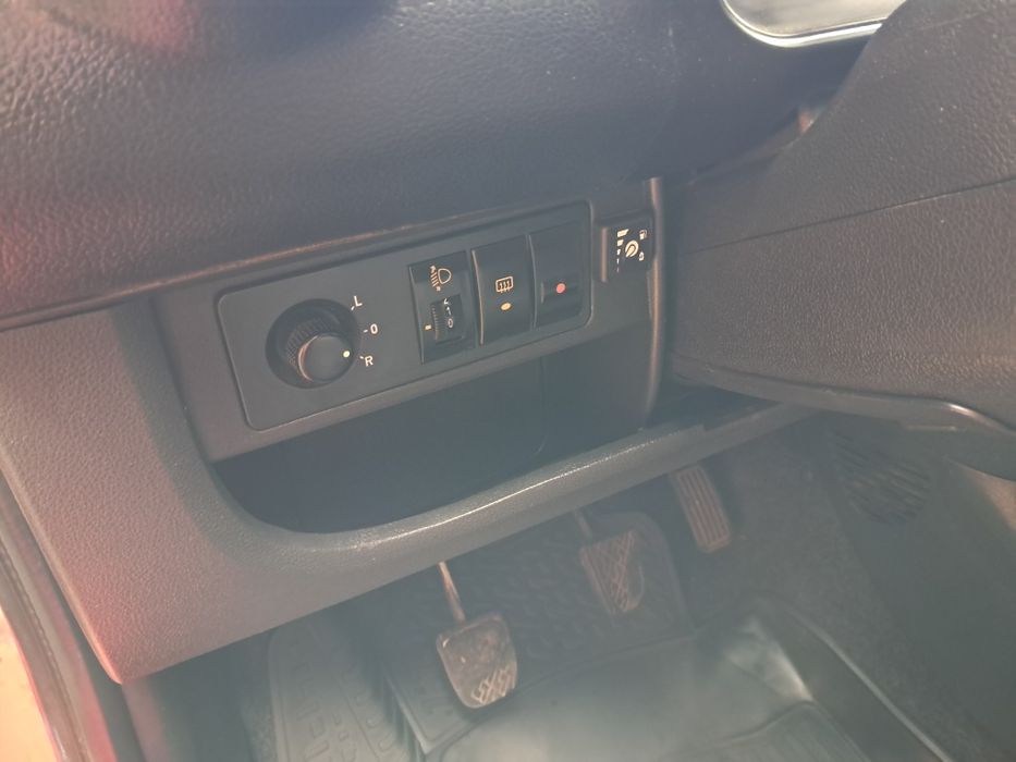 Geely Gx2 Газ 4-го поколения,  кондиционер,  стеклоподьемники.