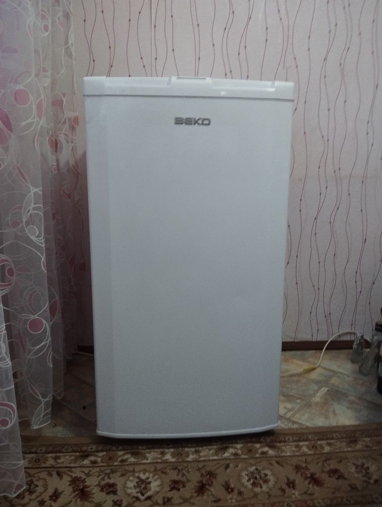 Морозильна камера BEKO