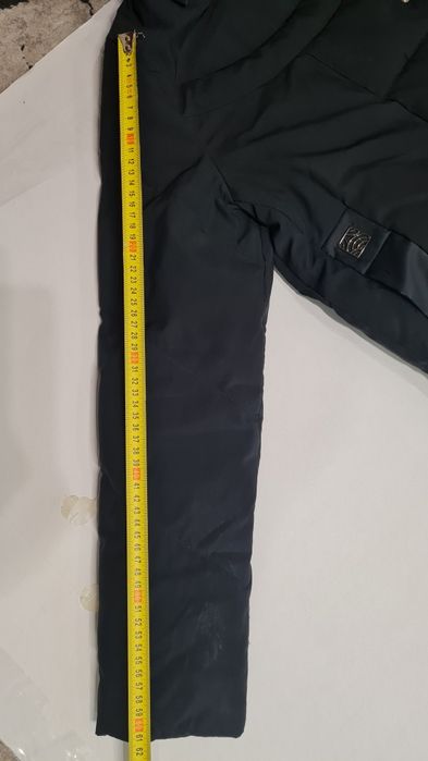 Жіночий пуховик VO-TARUN, розмір М
розмір 2 46):