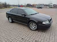 Автомобіль SKODA Octavia