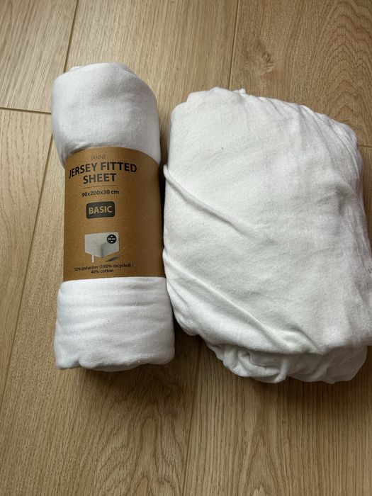 Простирадло-наматрацник на "гумці"