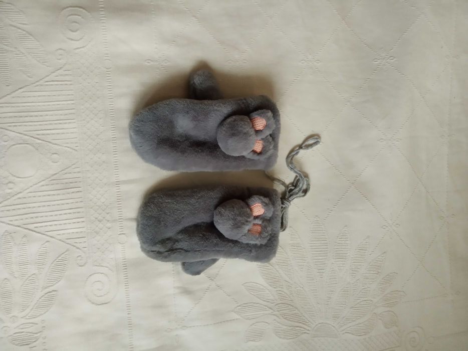 Ciepłe mięciutkie rękawiczki dziewczęce 1 palec, z dekoracyjną myszką