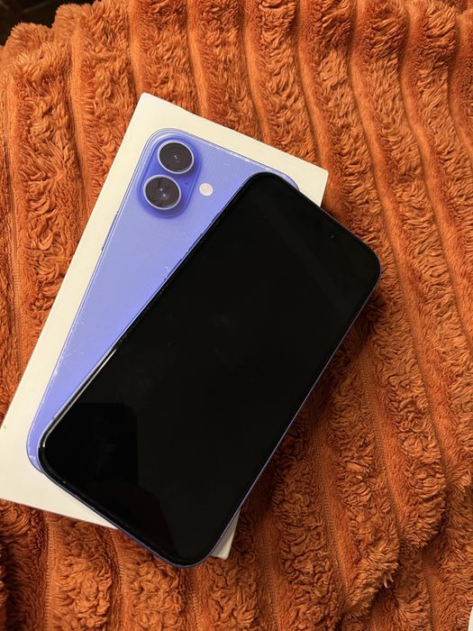 iPhone 16 256GB Ultramarine