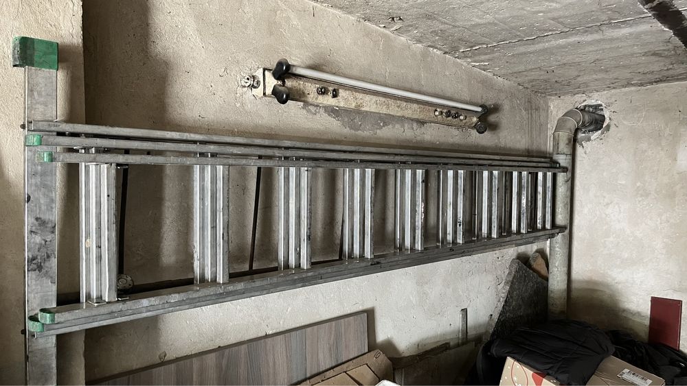 Драбина, лестница, стремянка