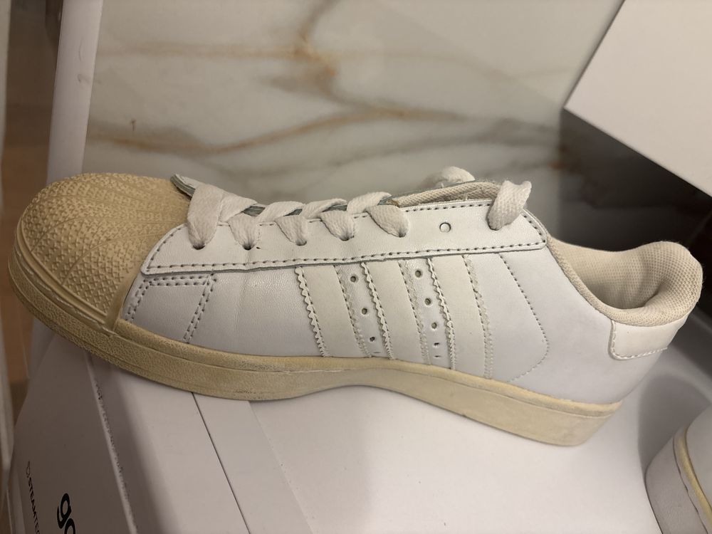 Buty sportowe adidas