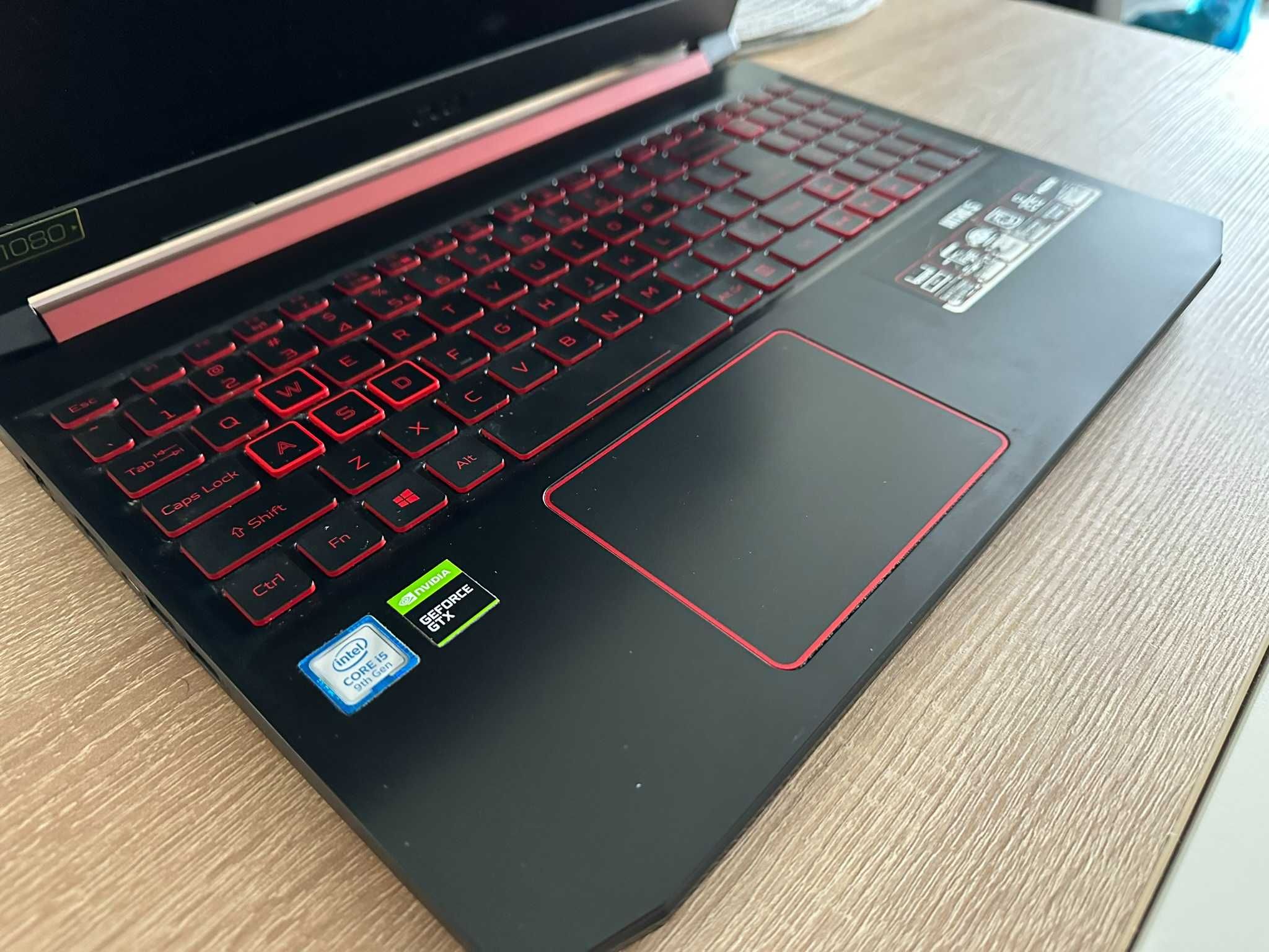 Laptop Gamingowy ACER NITRO 5 AN515-54 RAM 8GB/ SSD 512GB