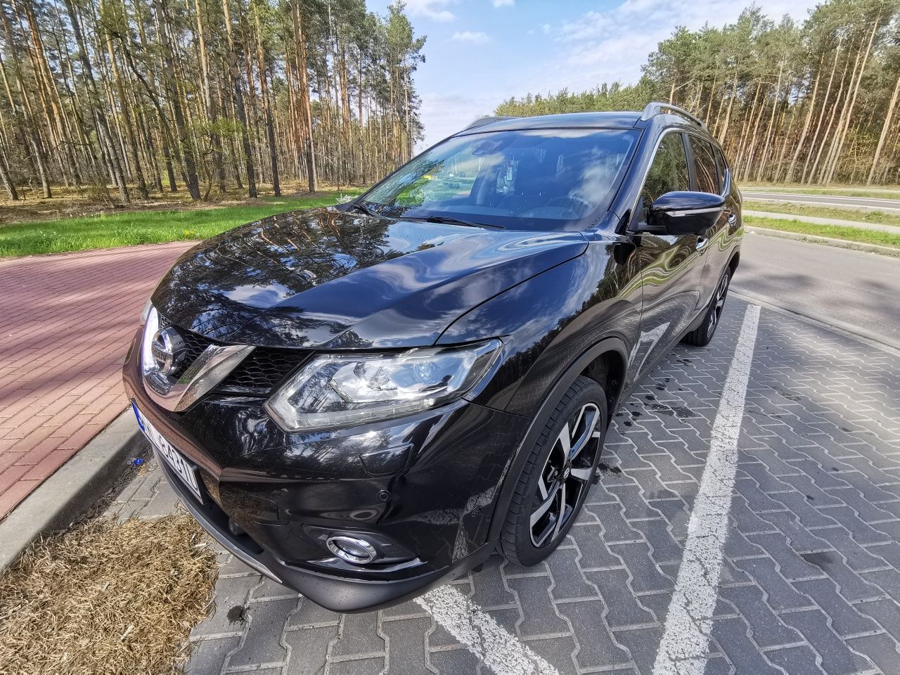 Nissan x-trail bezwypadkowy 1.6 131km automat,skóra,kamery 360 xenon