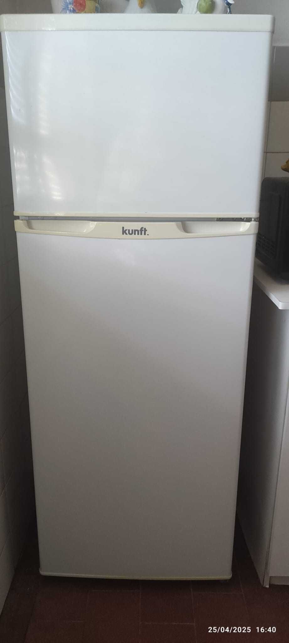 Frigorifico Kunft (com 1 ANO de uso)