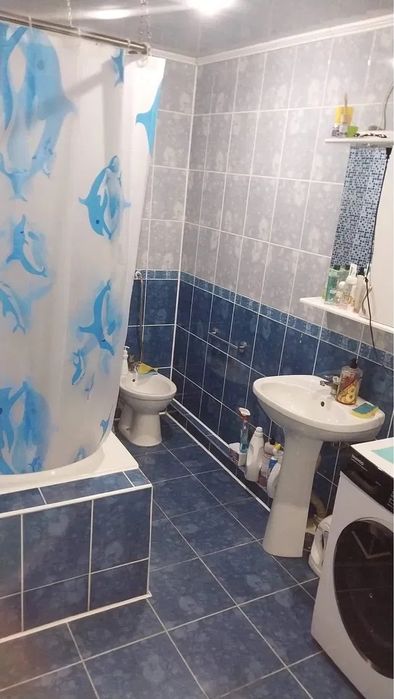 Здам 3кв  с-ще жовтневе автономне опалення помісячно