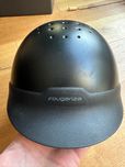 Kask jeździecki Fouganza 100 Roz. S (52-55cm)
