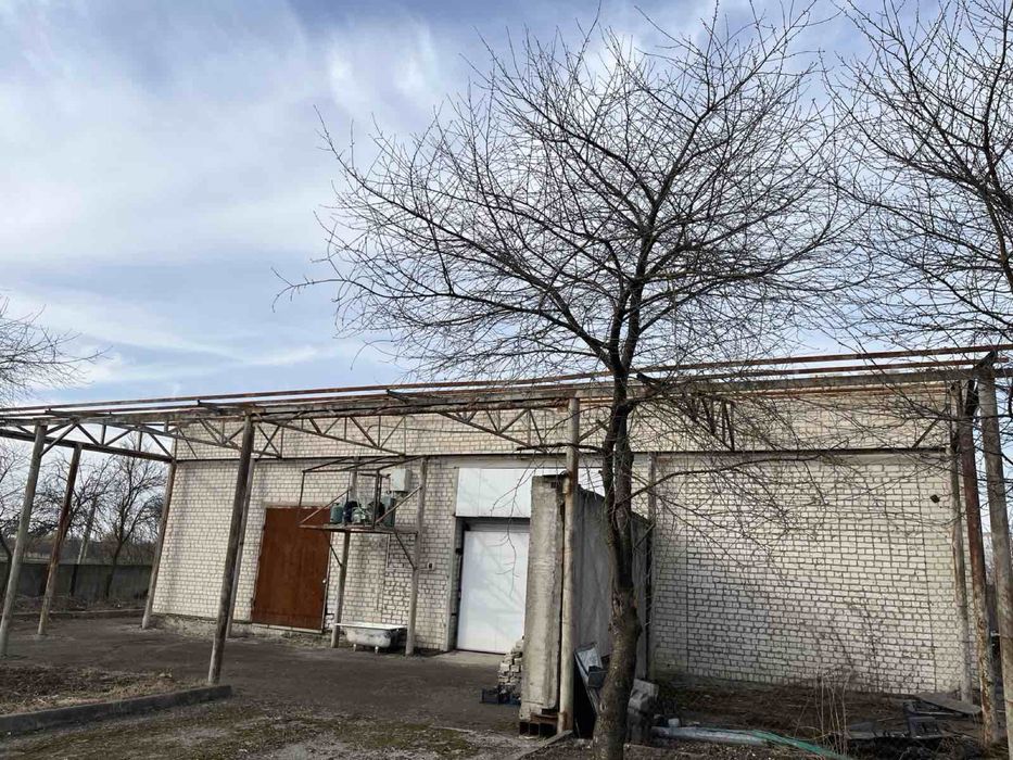 Складське приміщення (склад-холодильник)