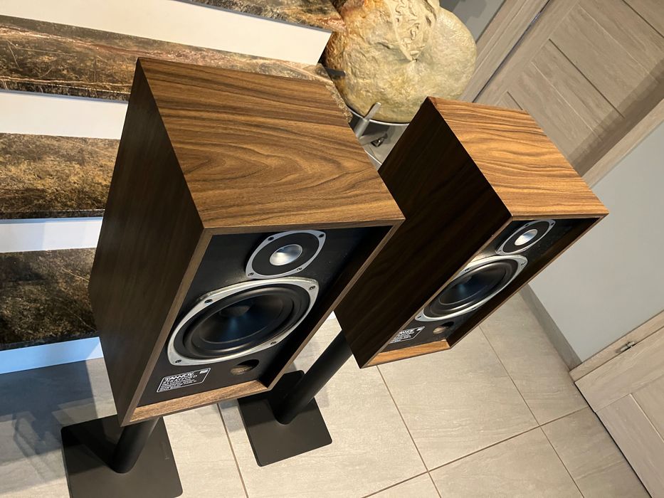 Monitory Tannoy Stratford