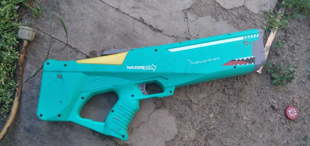 Детский электрический водяной пистолет