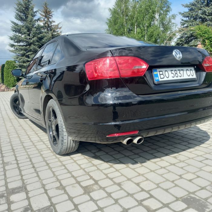 Продам VW jetta.