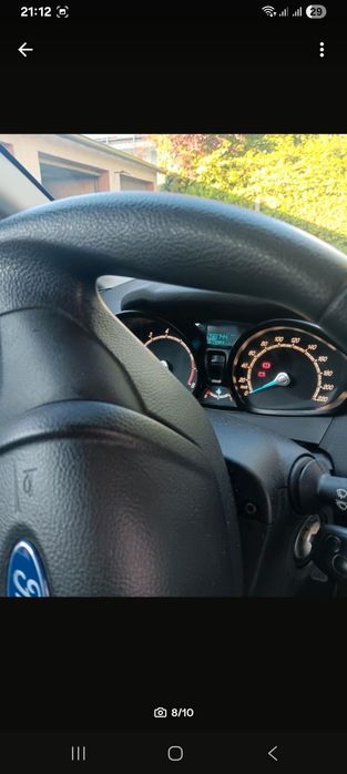 Ford Fiesta rok 11/2014 silnik 4-cylindrowy 1,25 l