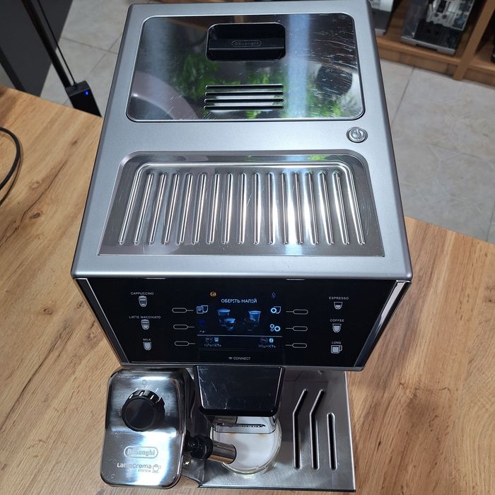 Кавоварка Delonghi PrimaDonna Class