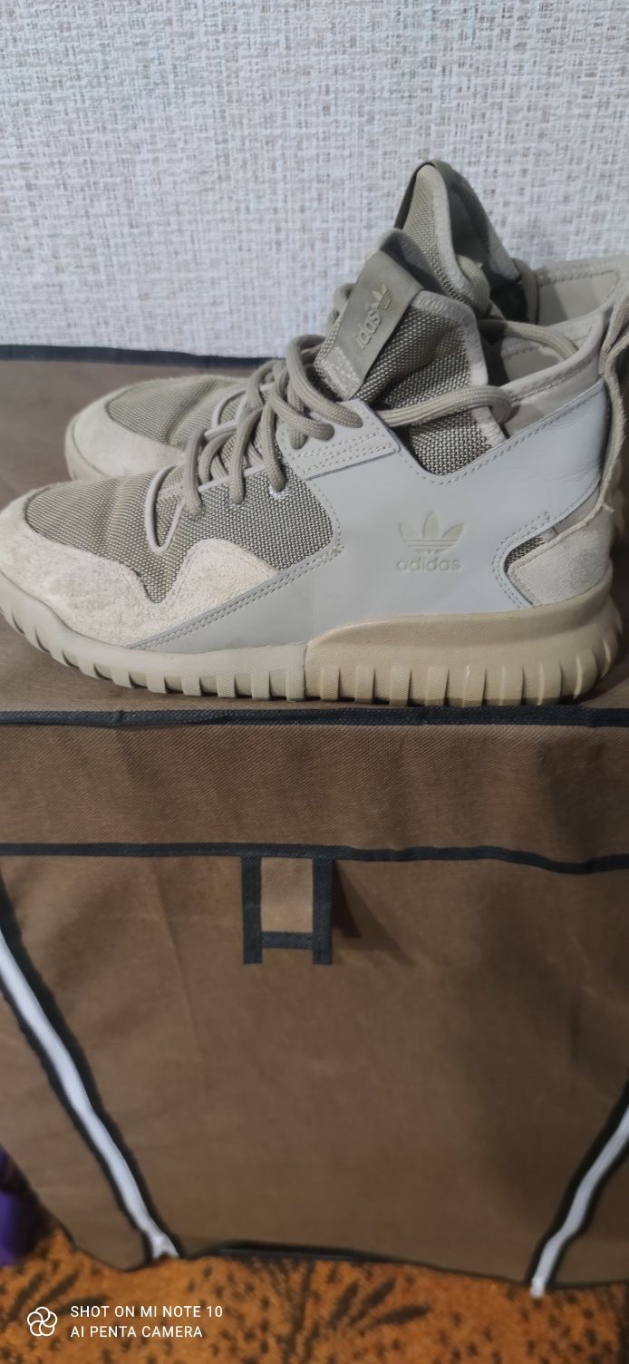 Adidas tubular,оріг 39 розмір