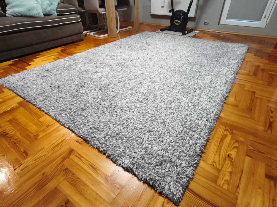 Dywan z długim włosiem 200x280cm