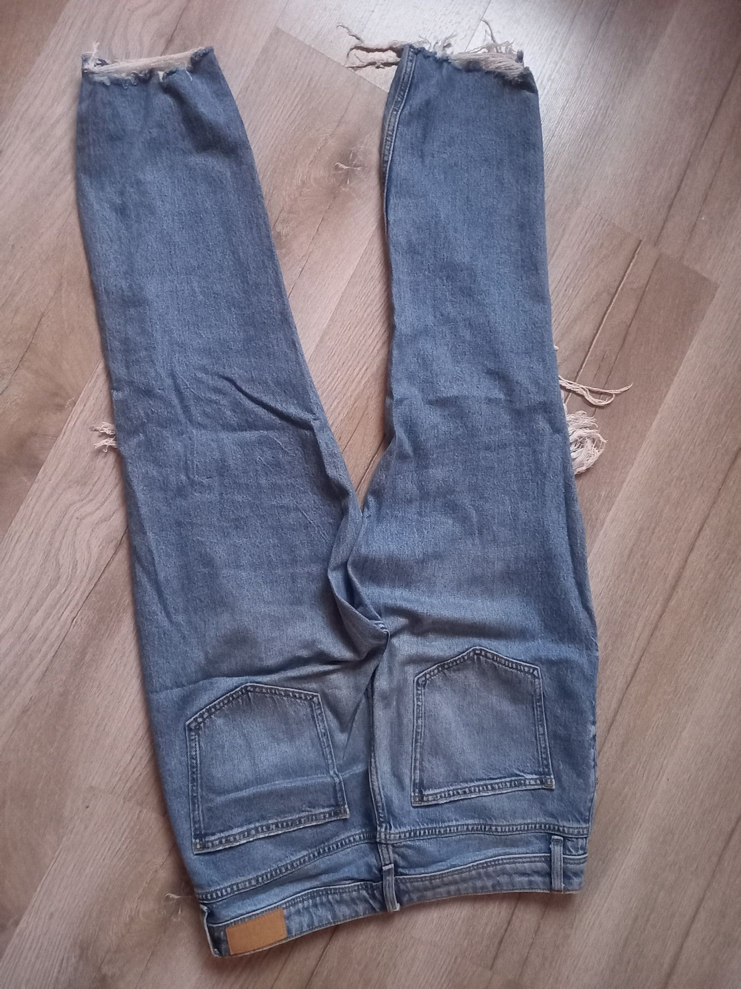 Spodnie jeans z rozdarciami roz 42 XL C&A ClockHouse