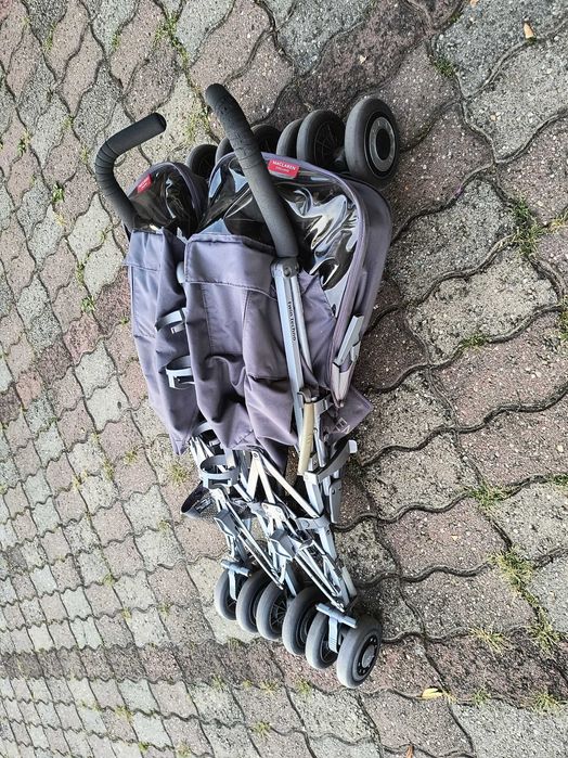 Wózek spacerówka Maclaren Twin Techno bliźniaki rok po roku