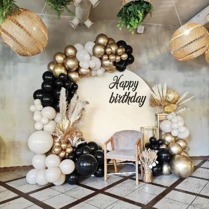 Фотозона кульки на свято