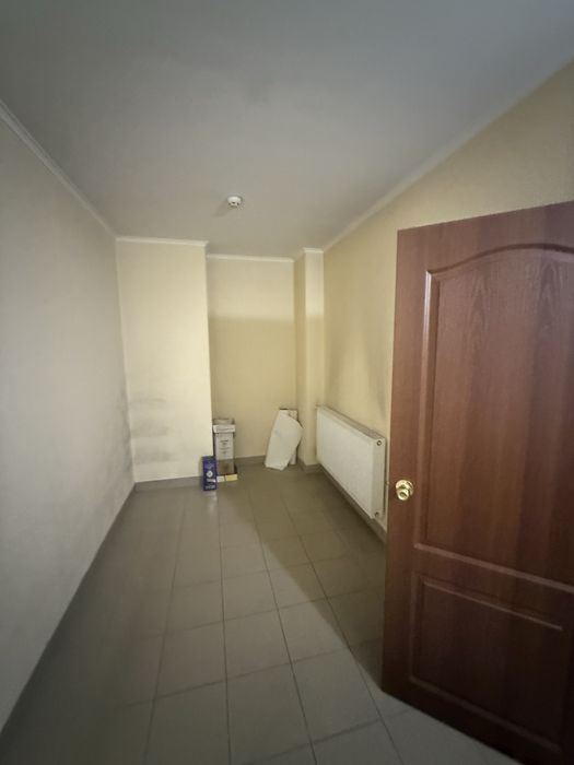 Оренда приміщення 47м2, вул. Б. Хмельницького(початок)