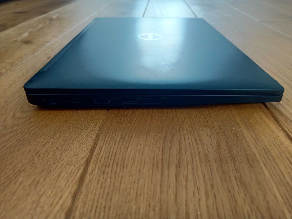 Laptop Dell Latitude 7490 14 " Intel Core i5 8 GB / 256 GB czarny