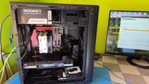 Komputer Gamingowy Aigo i7-6700, 32GB DDR4, GTX 1070 8GB i 1,60 TB