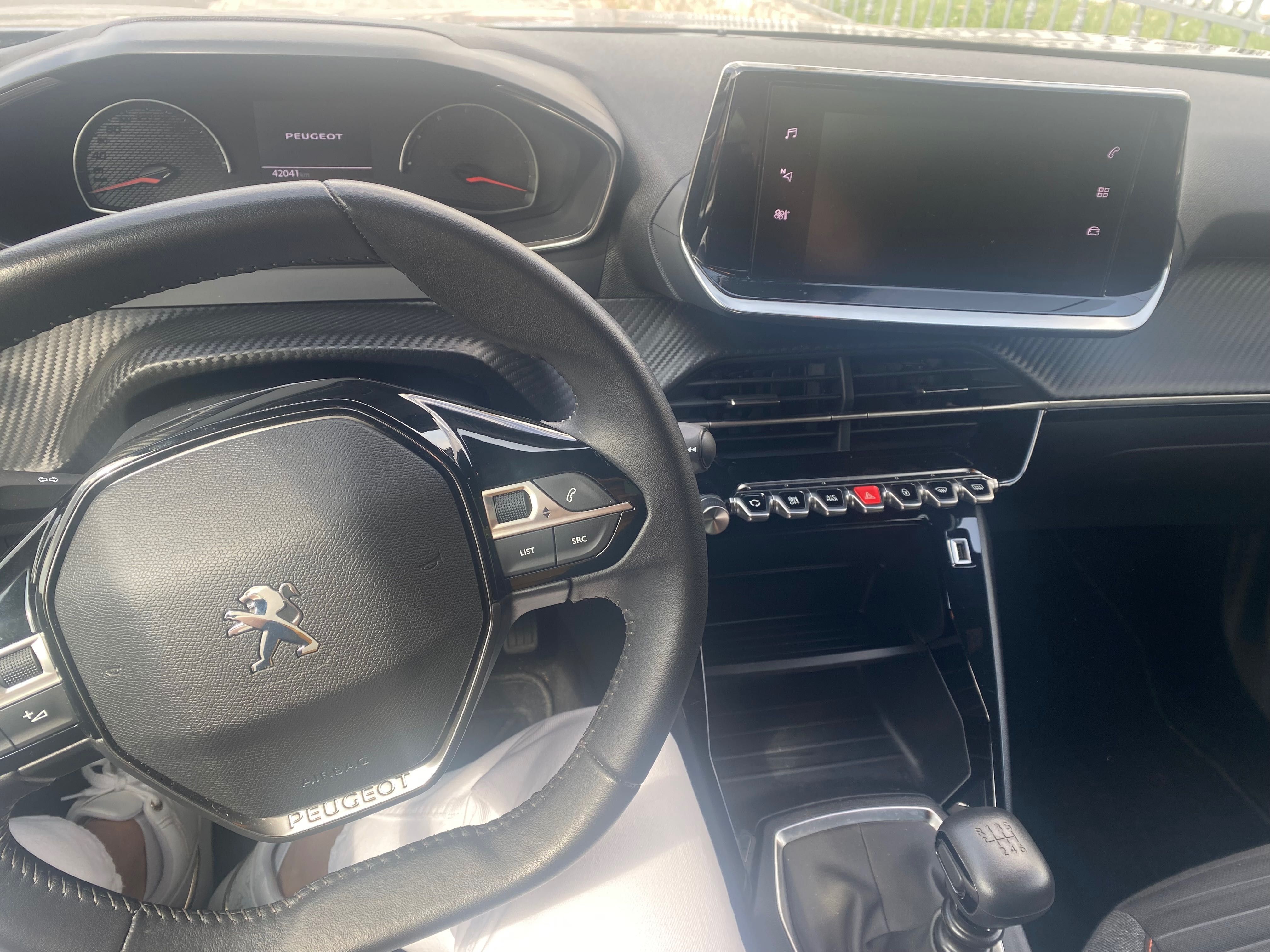 Peugeot 2008 1.2 PureTech