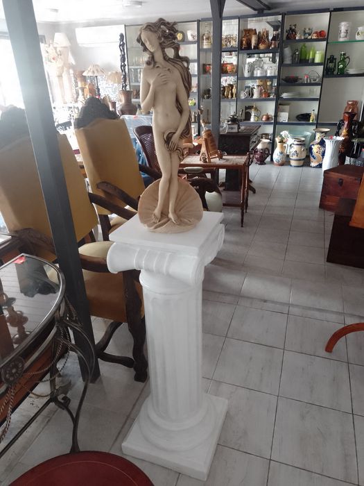 Filar ozdobny do salonu