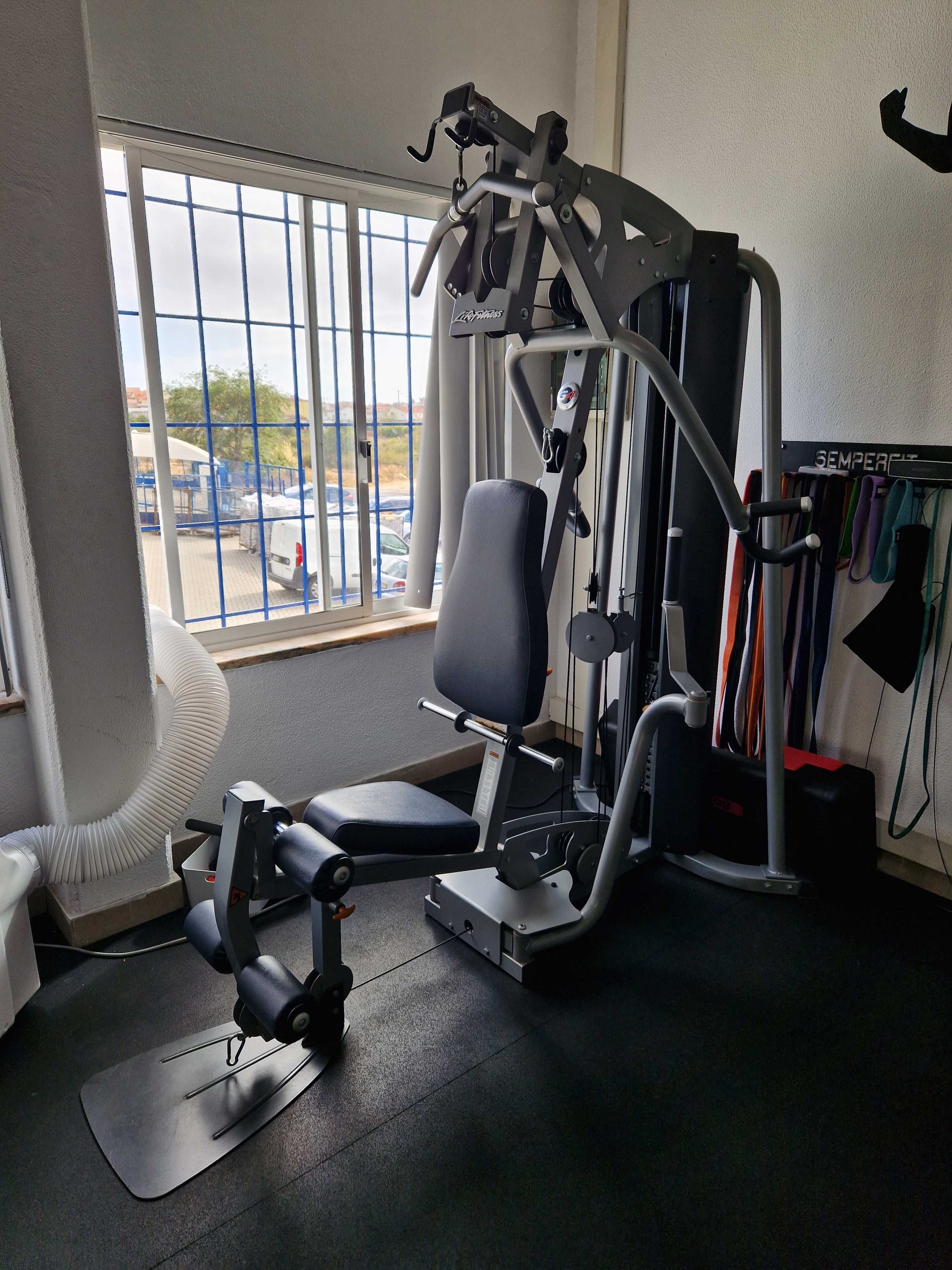 Life Fitness Parabody G4 Multigym