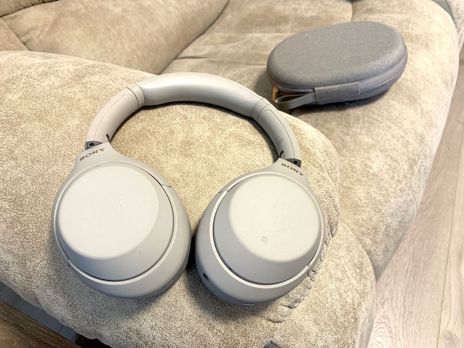 Sony WH-1000XM4 Silver (бежеві) повний комплект, оригінал