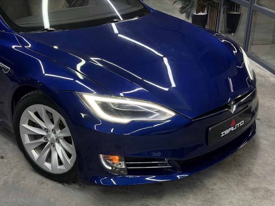 Tesla Model S 75D