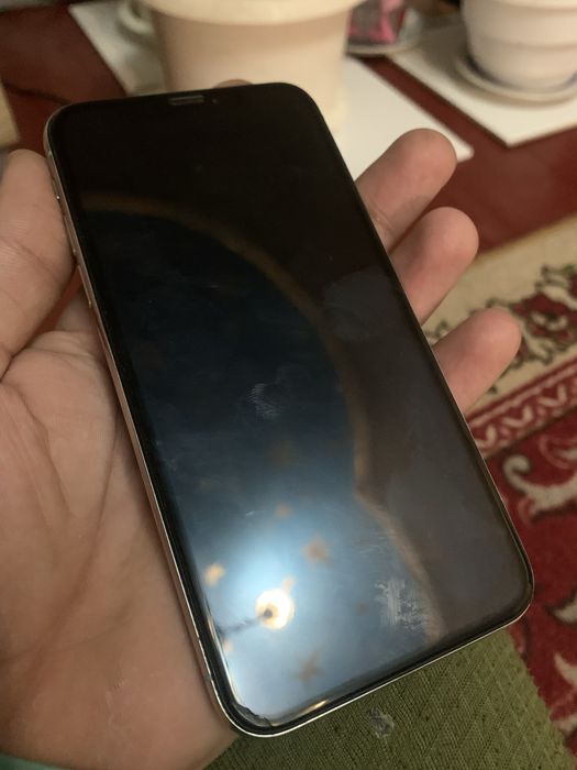 Продам iphone x 64