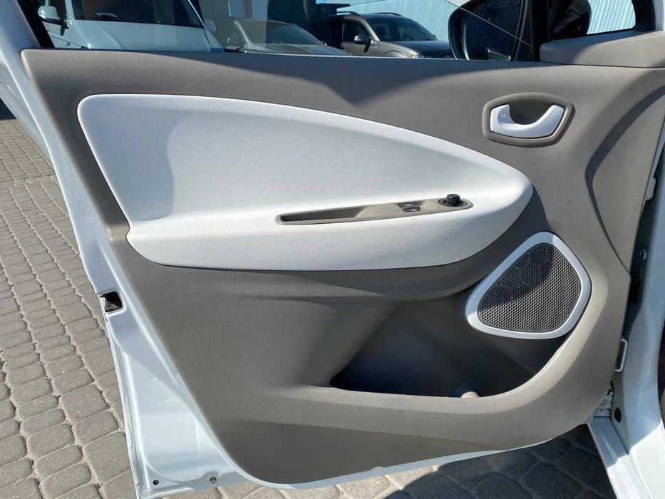 Продам Renault Zoe 2015р. #71147
