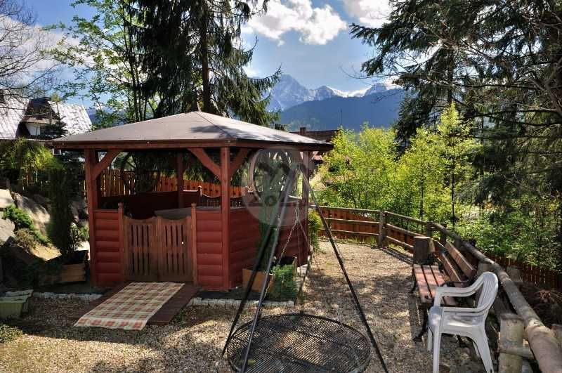 Pokoje i Apartamenty "Pod Blachówką 9"