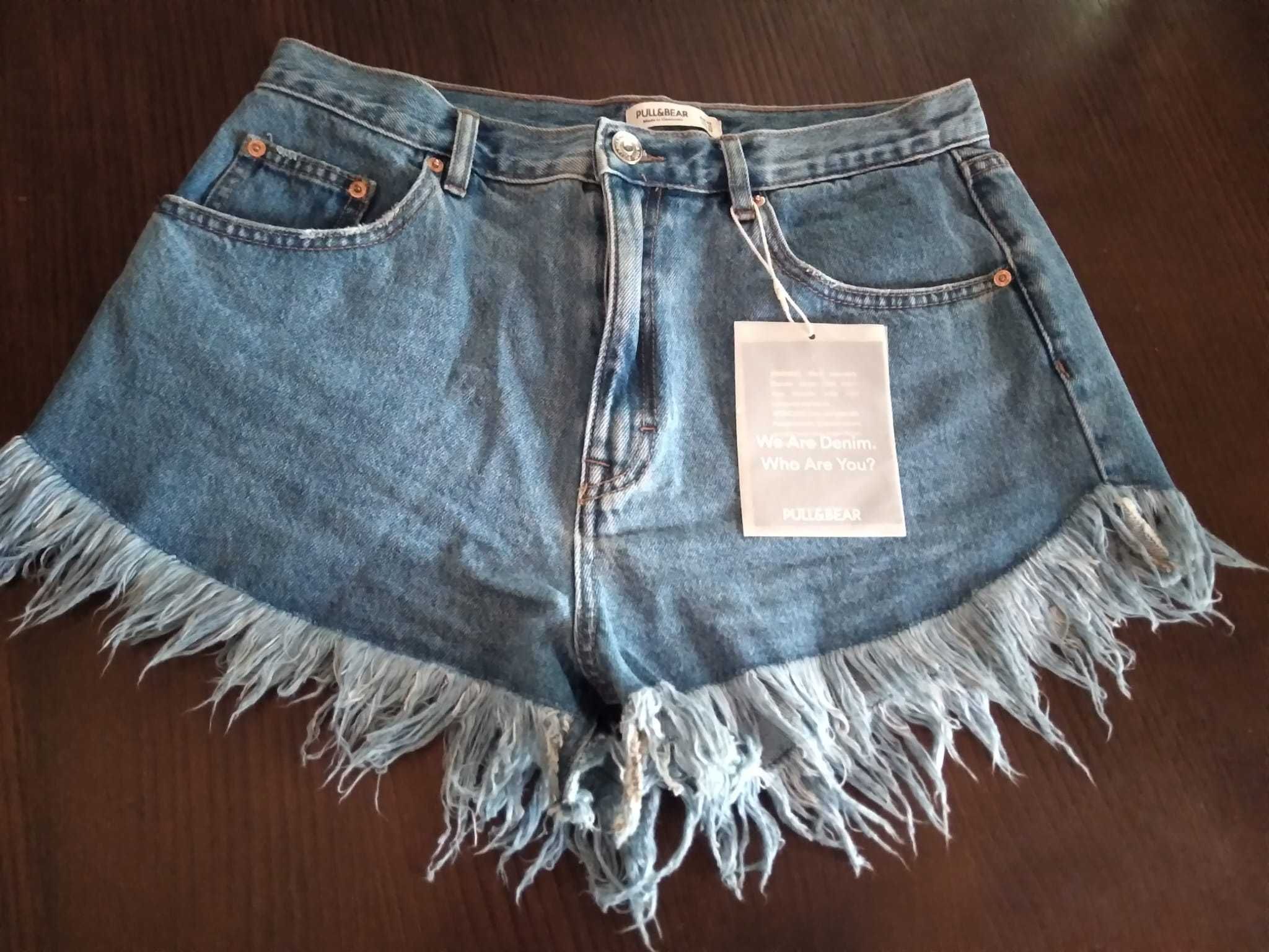 Calções Pull and Bear L novos, com etiqueta!