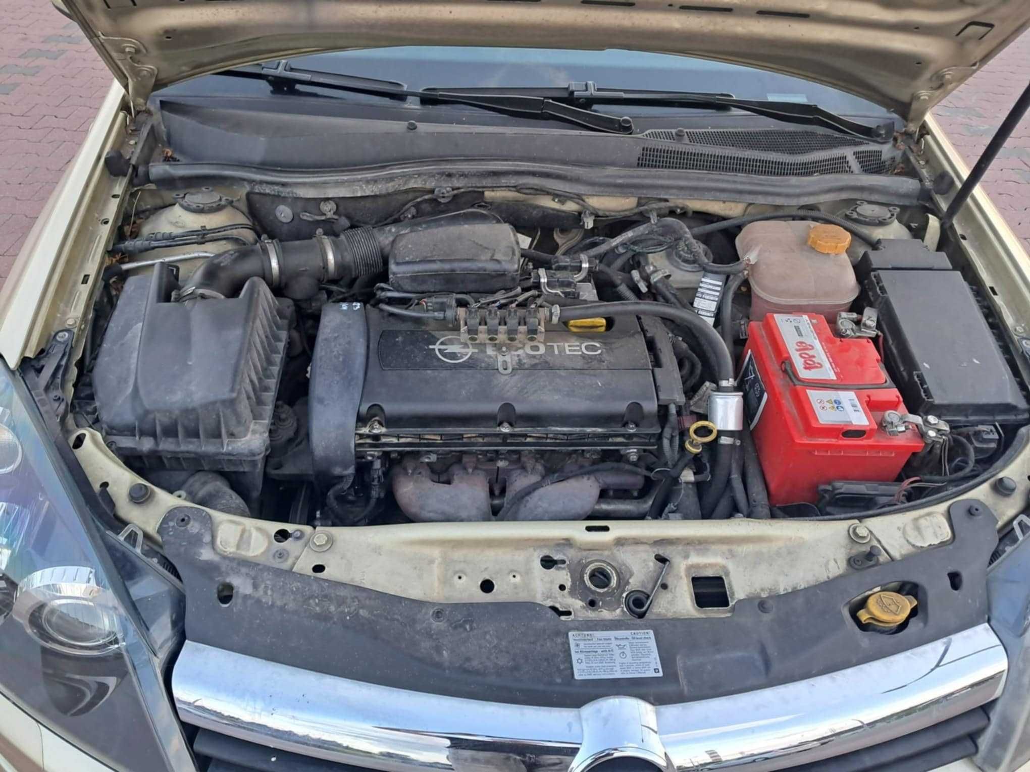 OPEL  ASTRA H 2004 r  1,6 B+GAZ 5 drzwi HATCHBACK